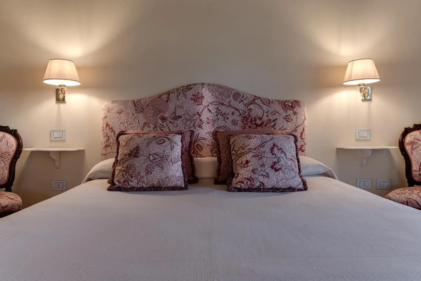 Villa Il Castagno Wine & Resort Siena Farm stay