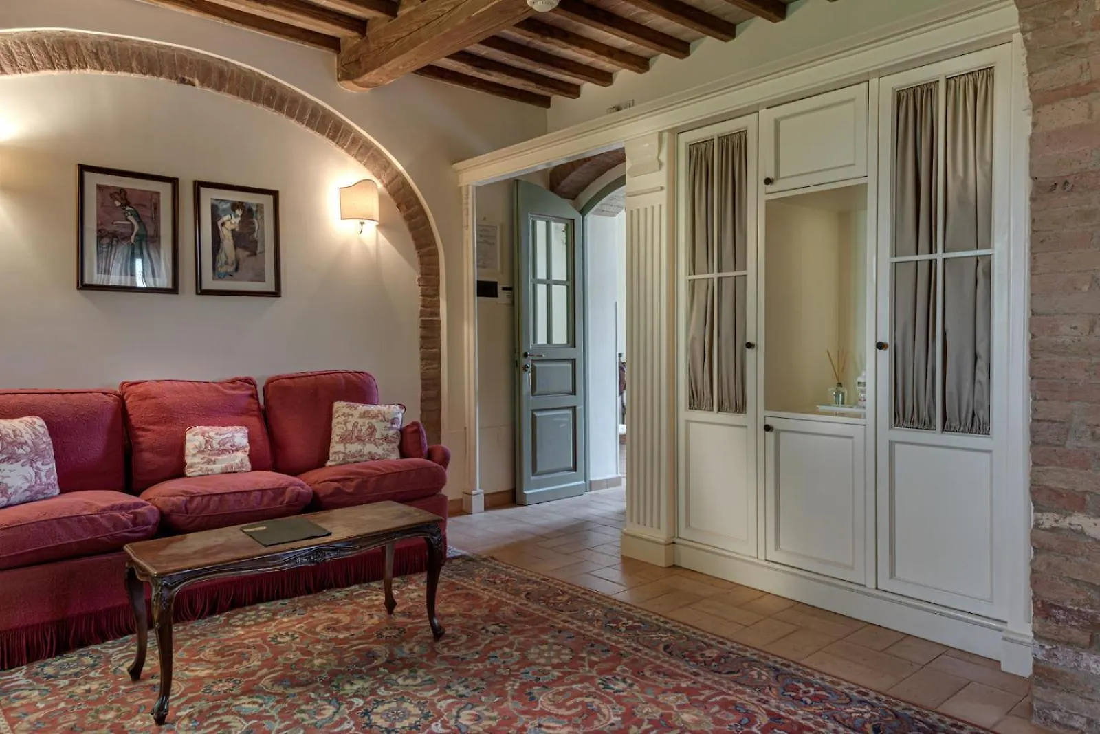 Villa Il Castagno Wine & Resort Siena 0*,