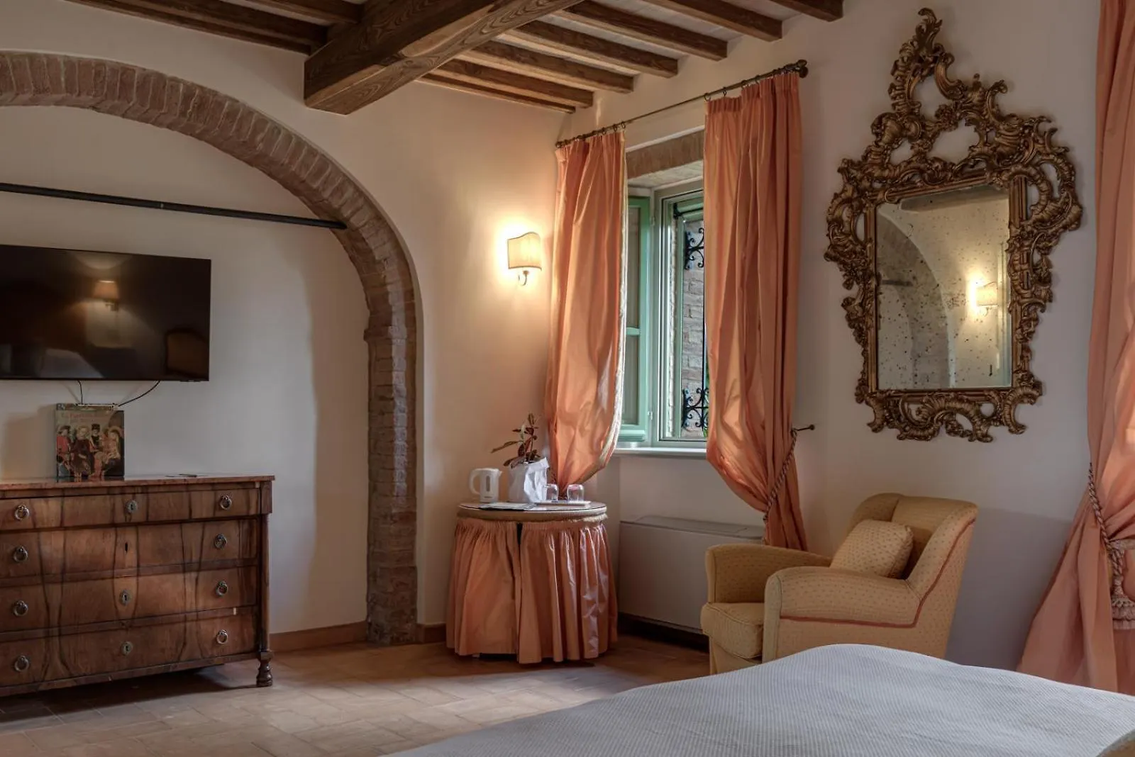 Villa Il Castagno Wine & Resort Siena