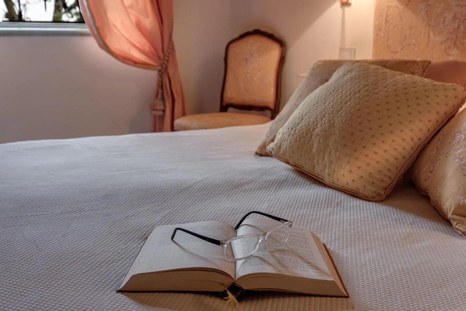 Farm stay Villa Il Castagno Wine & Resort Siena
